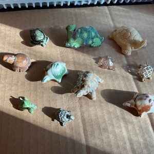 11 piece turtle collection. H248